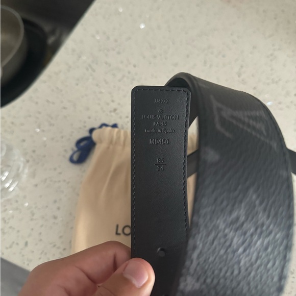 Louis Vuitton Belt - Picture 2 of 7